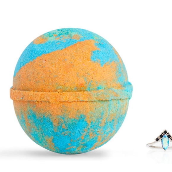 Fragrant Jewels Mercury in Retrograde Bath Bomb - Picture 5 of 5